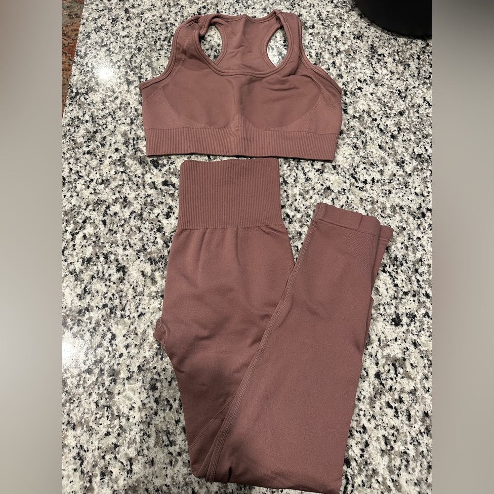 Matching workout set